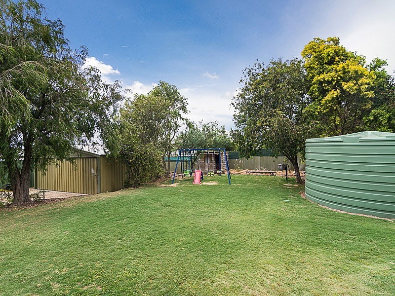 35 Marchant Road, Strathalbyn SA 5255
