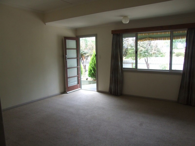 12 Parker Avenue, Strathalbyn SA 5255