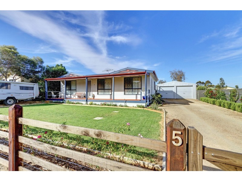 5 Stirling Street, Milang SA 5256