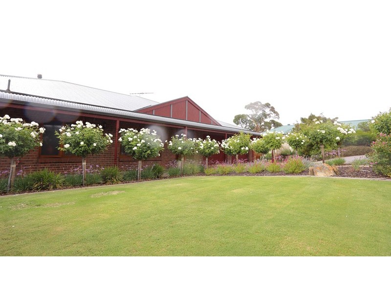 8 Gordon Crescent, Strathalbyn SA 5255