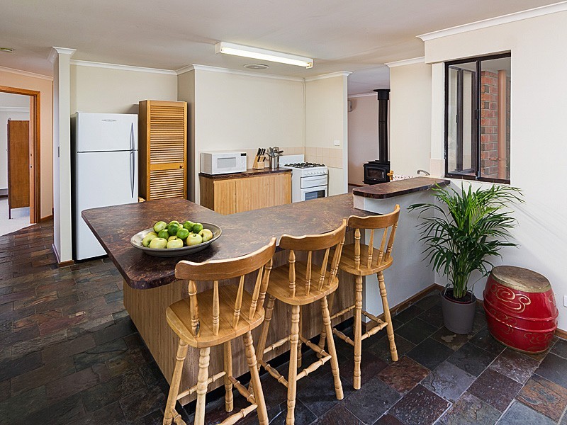 8 – 10 Ameroo Avenue, Milang SA 5256
