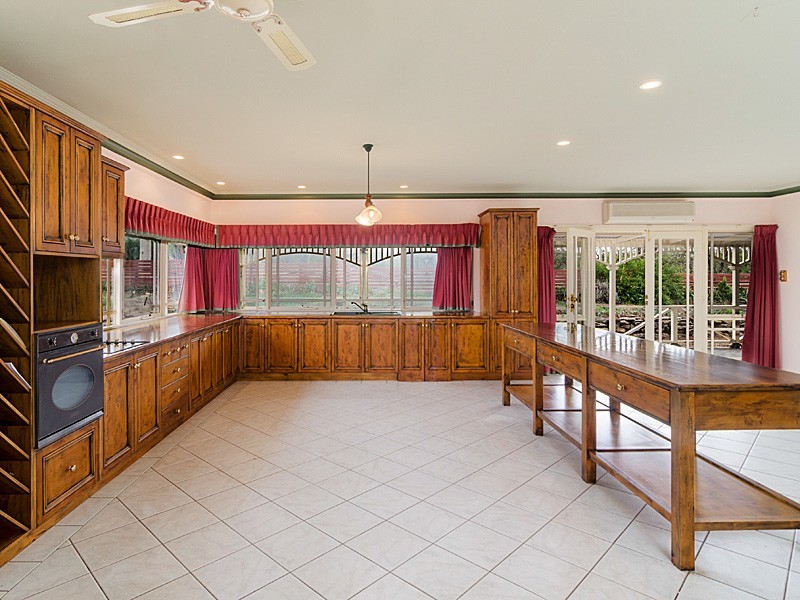 30 Gollan Avenue, Strathalbyn SA 5255