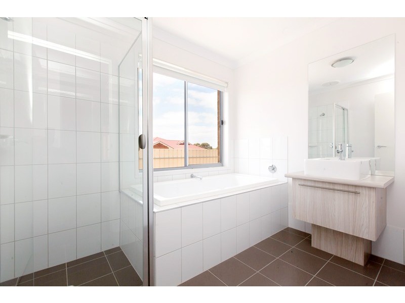 2 Lesetta Court, Strathalbyn SA 5255