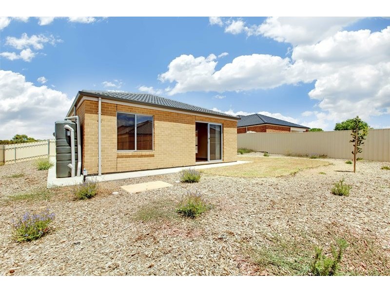 2 Lesetta Court, Strathalbyn SA 5255
