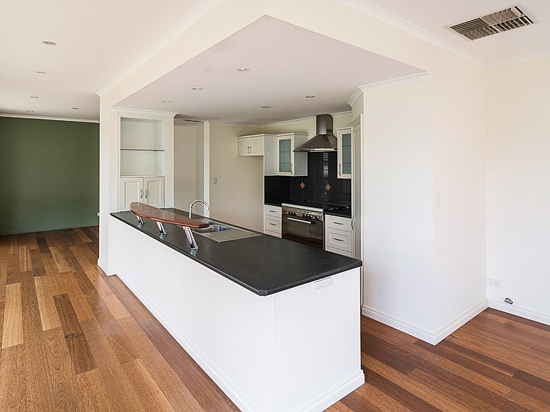 2 Garwood Avenue, Strathalbyn SA 5255