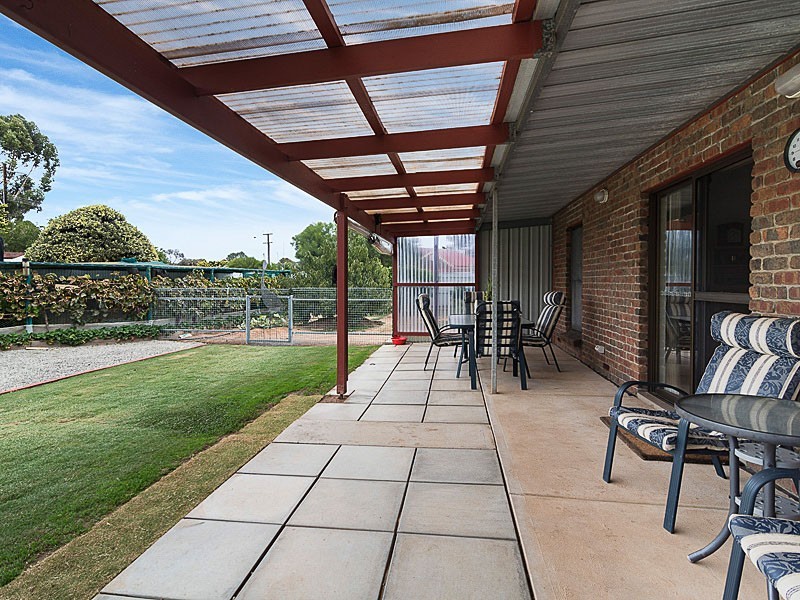 2 Stephens Avenue, Strathalbyn SA 5255