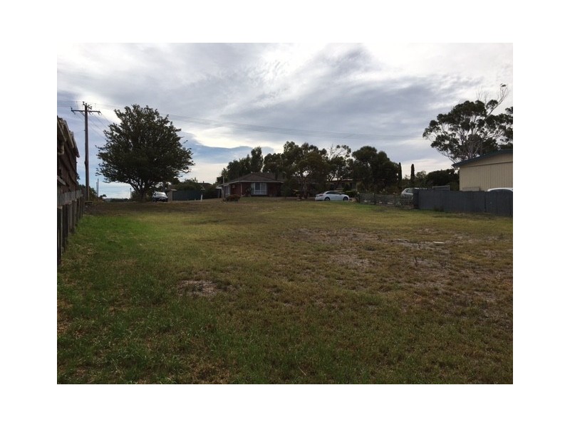 11 Richardson Avenue, Strathalbyn SA 5255