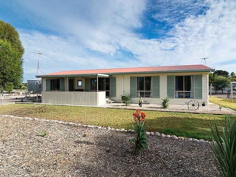 61 McDonald Street, Milang SA 5256