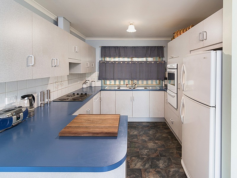 11 Stephens Avenue, Strathalbyn SA 5255