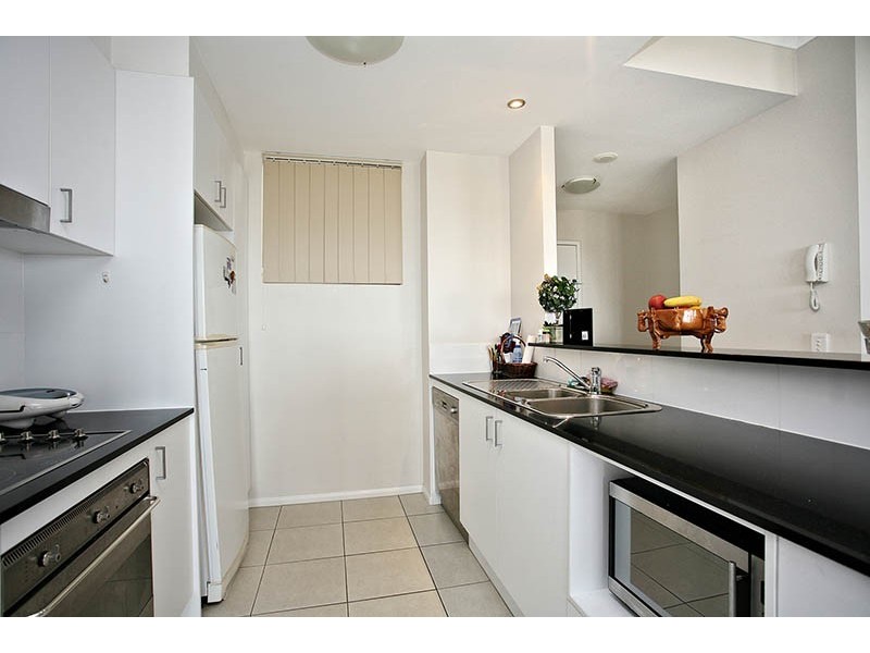 25/1 McNaughton Street, Redcliffe QLD 4020