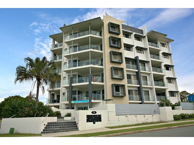 25/1 McNaughton Street, Redcliffe QLD 4020