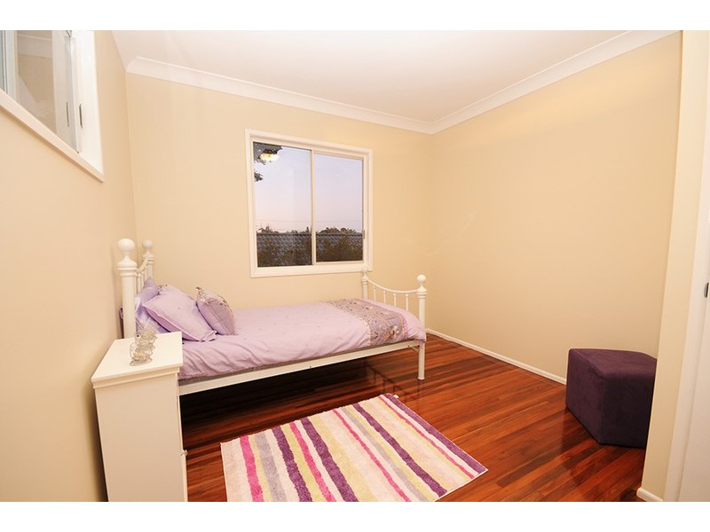 31 Central Avenue, Scarborough QLD 4020