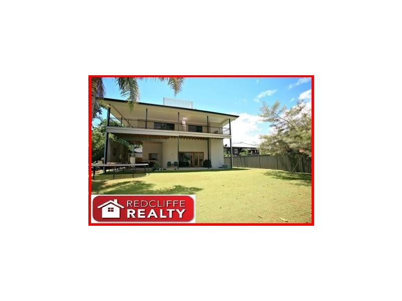 18 Clifford Street, Woody Point QLD 4019