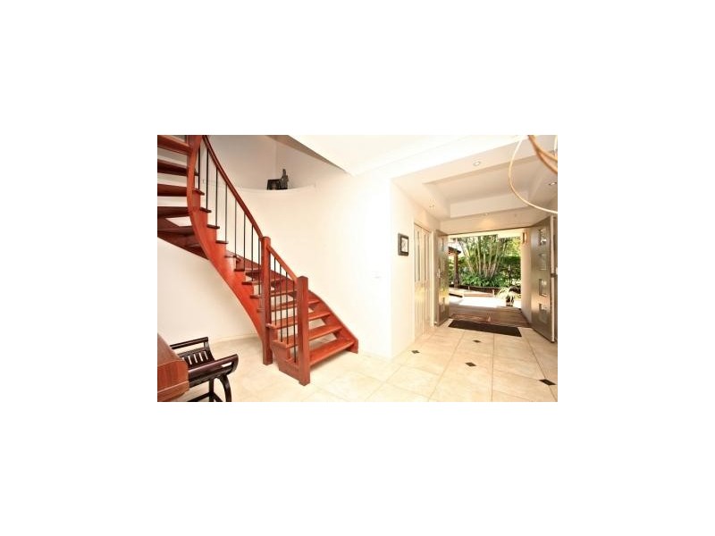 18 Clifford Street, Woody Point QLD 4019