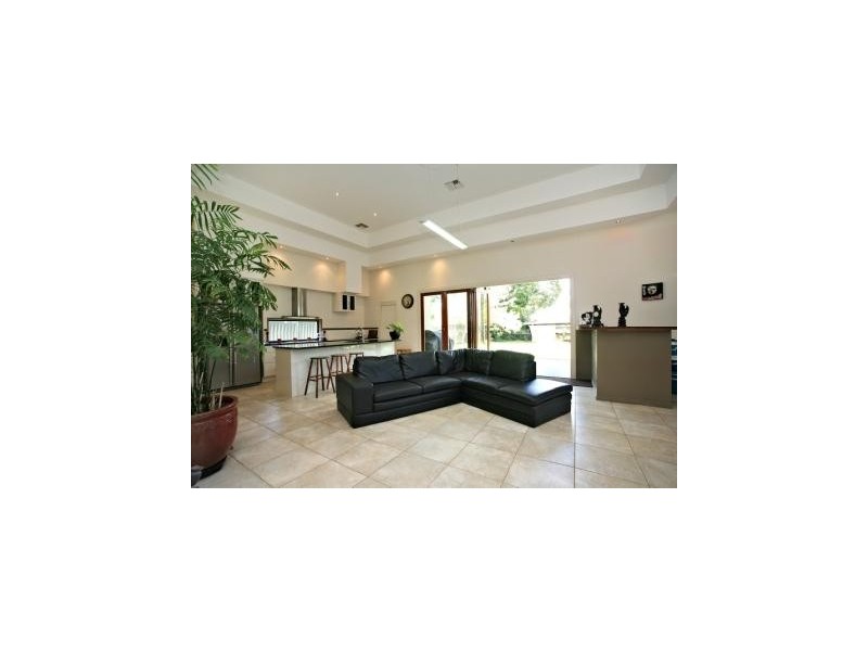 18 Clifford Street, Woody Point QLD 4019