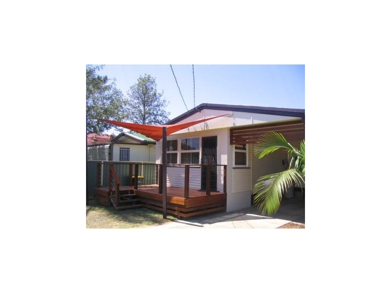 22 Maryborough Tce, Scarborough QLD 4020