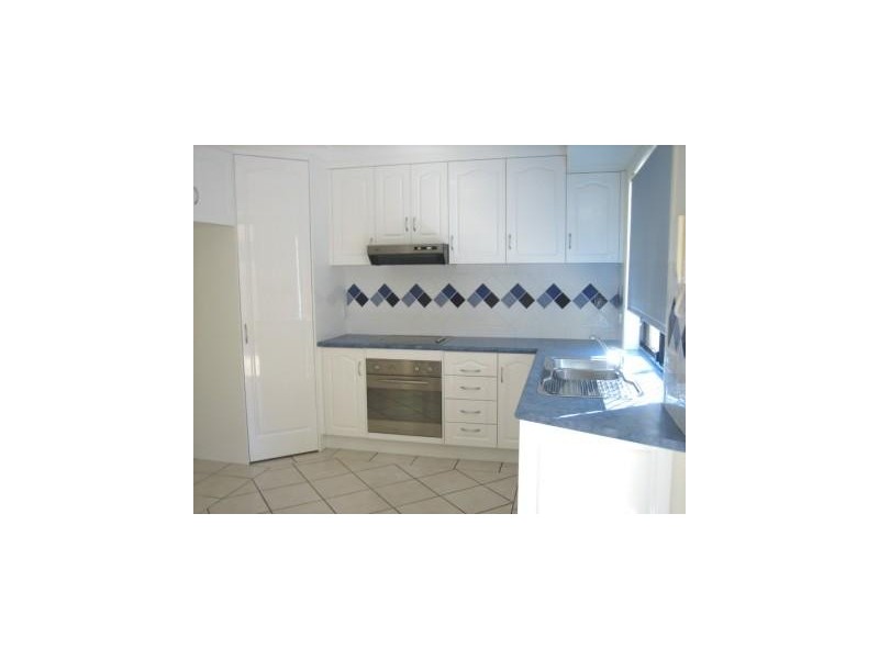 2/14 Maine Road, Clontarf QLD 4019