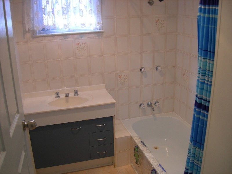 13A Robertson Avenue, Margate QLD 4019