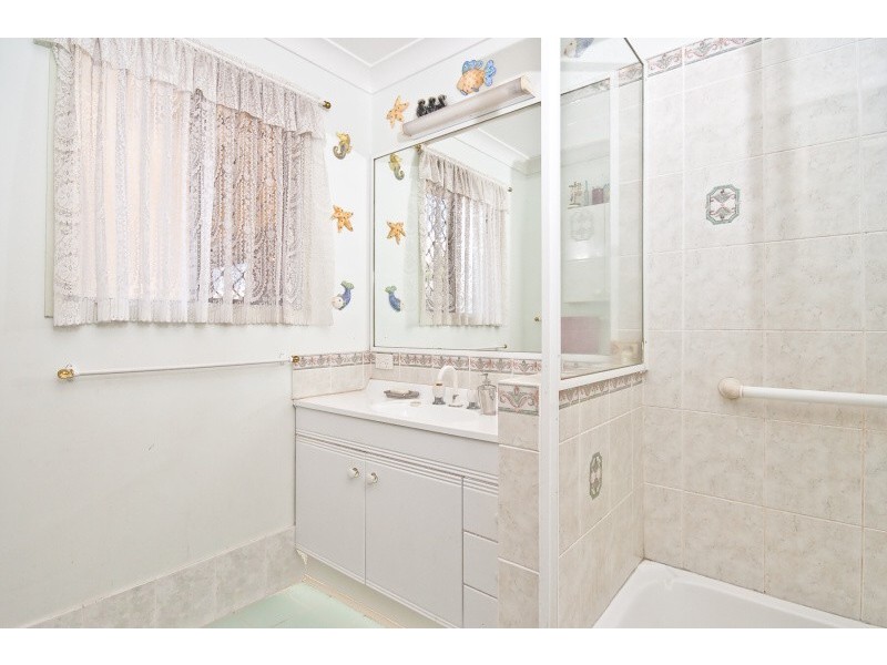 80 Cutts Street, Margate QLD 4019