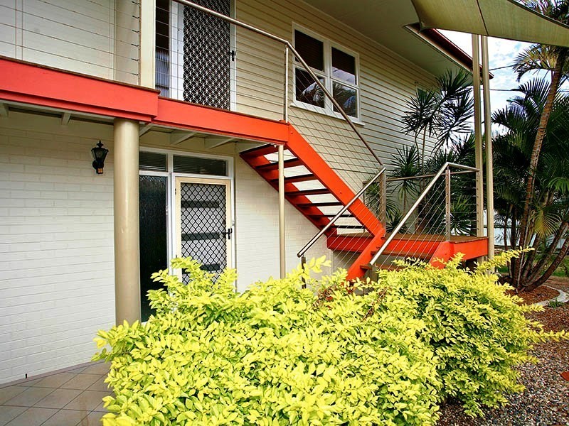 10b Fortune Street, Scarborough QLD 4020