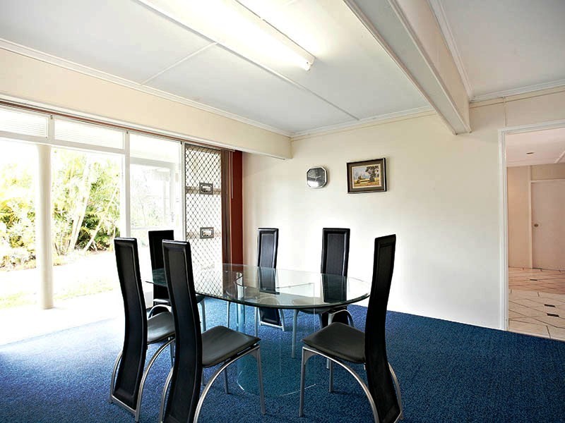 10b Fortune Street, Scarborough QLD 4020