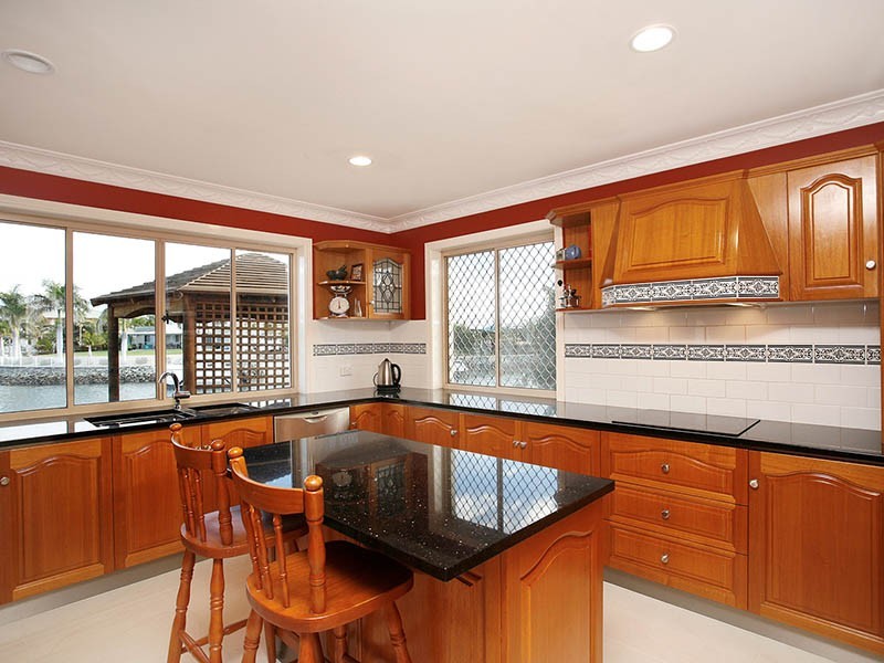 35 Constellation Court, Newport QLD 4020