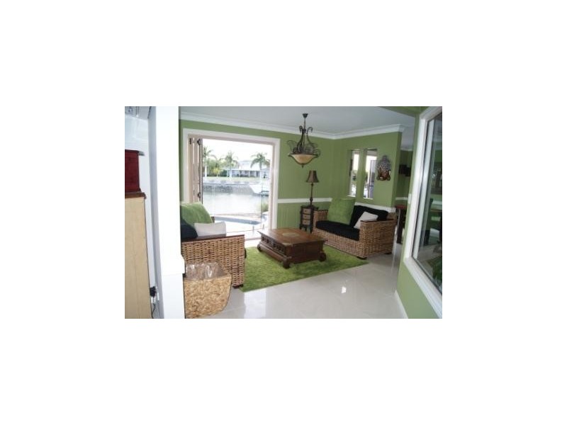 35 Constellation Court, Newport QLD 4020