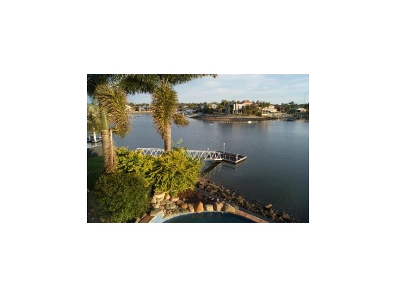 35 Constellation Court, Newport QLD 4020