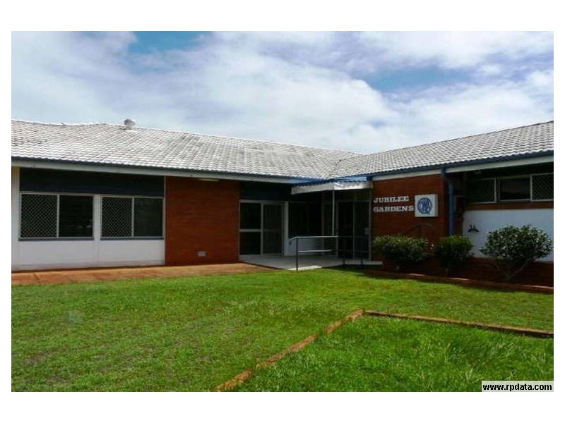 133 Prince Edward Parade, Scarborough QLD 4020