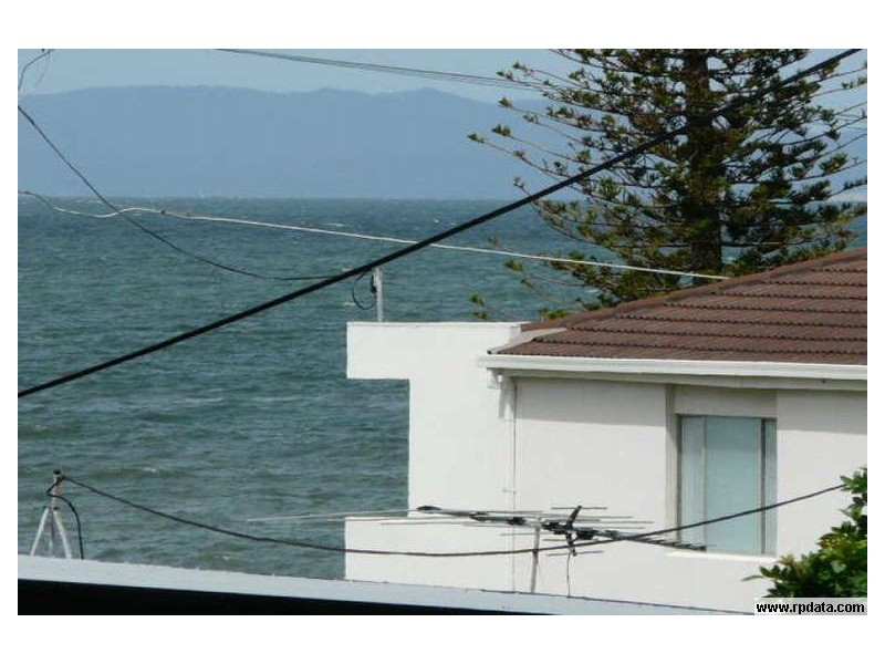 133 Prince Edward Parade, Scarborough QLD 4020