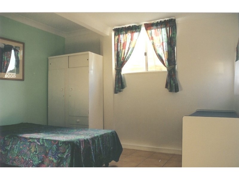 1, 2 and3/1 Ewart Street, Clontarf QLD 4019