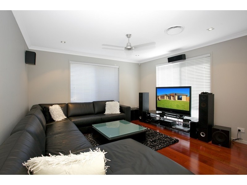 33  Tranquility Drive, Rothwell QLD 4022