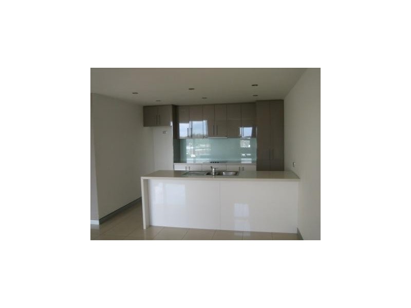 33/83 Marine Parade, Redcliffe QLD 4020