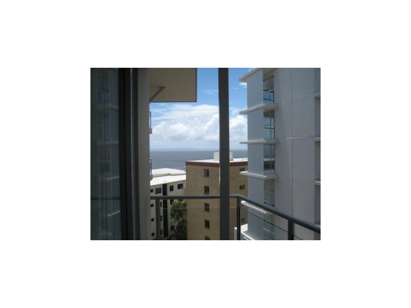 33/83 Marine Parade, Redcliffe QLD 4020