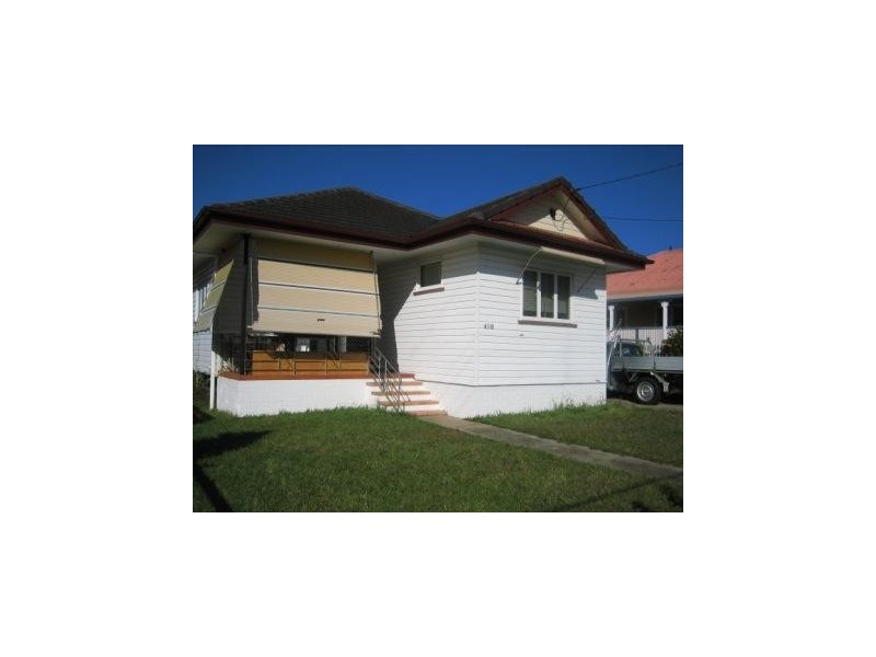 498 Oxley Avenue, Redcliffe QLD 4020