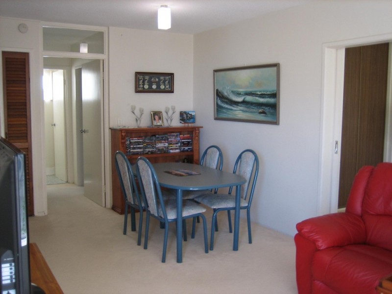 6/89 Marine Parade, Redcliffe QLD 4020