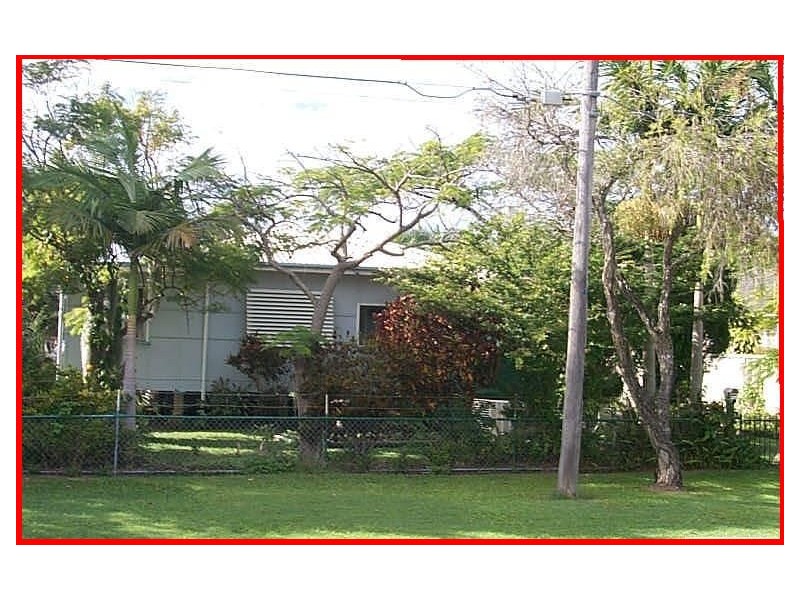 46 Central Avenue, Scarborough QLD 4020