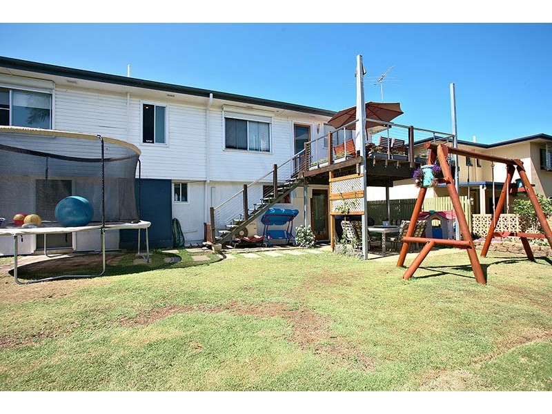 35 Langdon Avenue, Margate QLD 4019