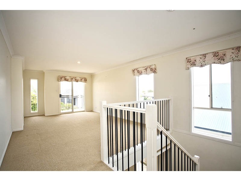 12 Morwell Crescent, North Lakes QLD 4509