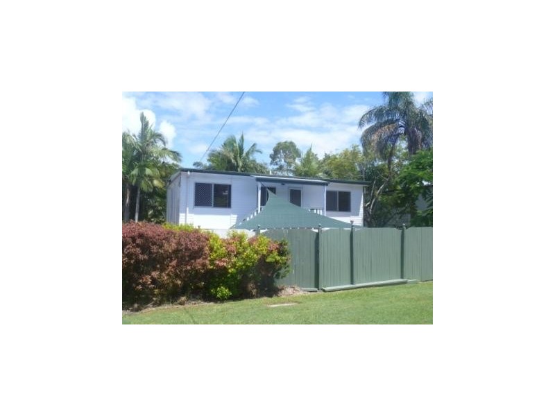 25 Lucas Street, Scarborough QLD 4020