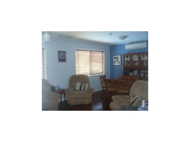 25 Lucas Street, Scarborough QLD 4020