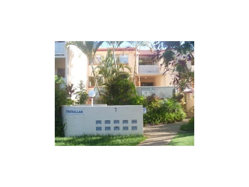 3/7 Shields Street, Redcliffe QLD 4020