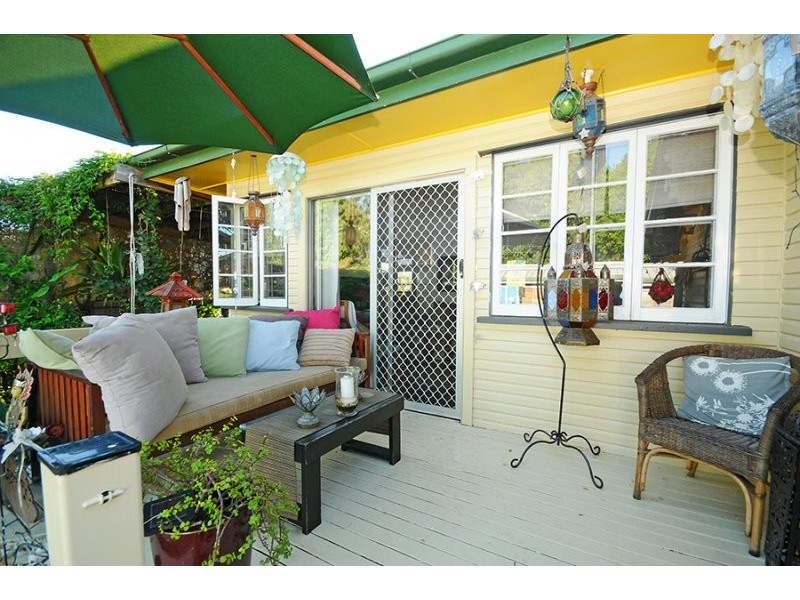 37 Watson Street, Clontarf QLD 4019