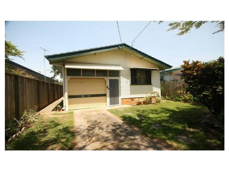 35 Dunbar Street, Margate QLD 4019
