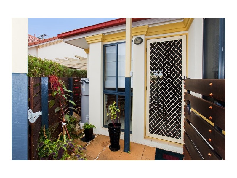 4/46 Georgina Street, Woody Point QLD 4019