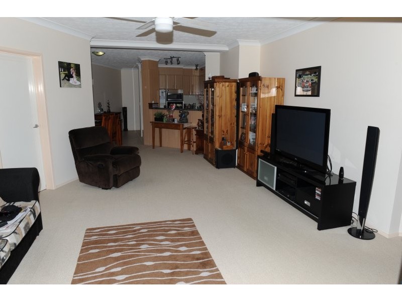 5/93 Marine Parade, Redcliffe QLD 4020