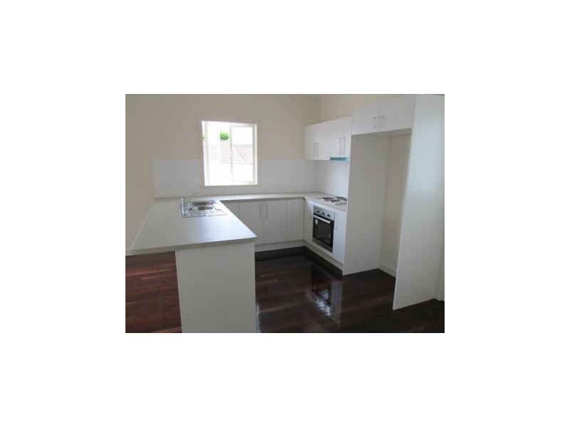 1/30 Silvyn Street, Redcliffe QLD 4020