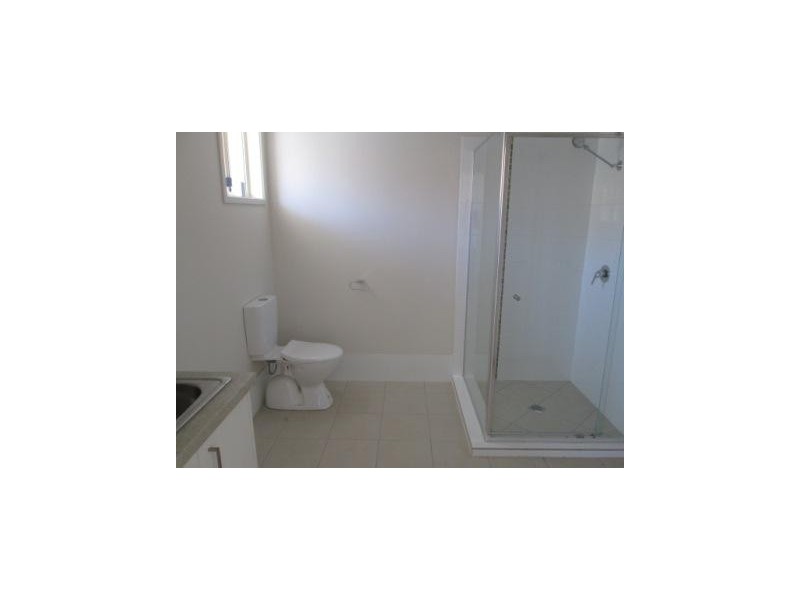 3/30 Silvyn Street, Redcliffe QLD 4020