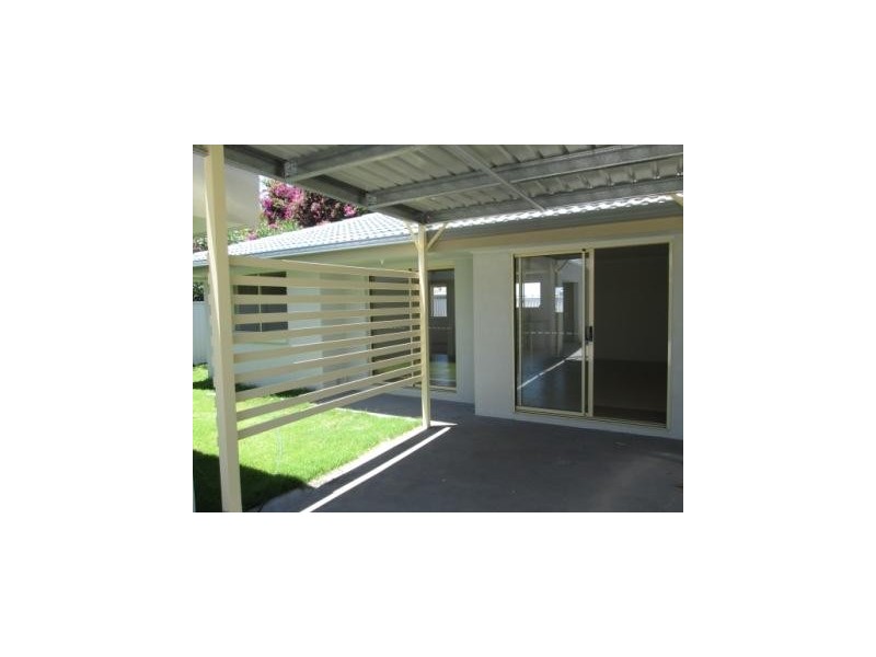 5/30 Silvyn Street, Redcliffe QLD 4020