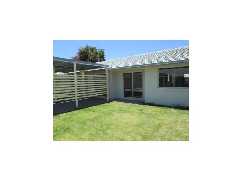 6/30 Silvyn Street, Redcliffe QLD 4020